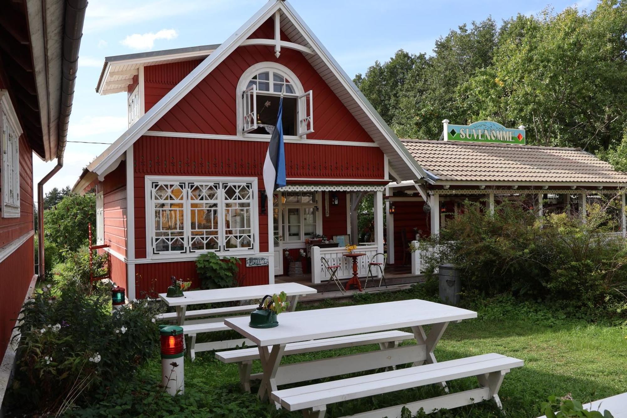 Hostal Leesi Puhkemaja Exterior foto