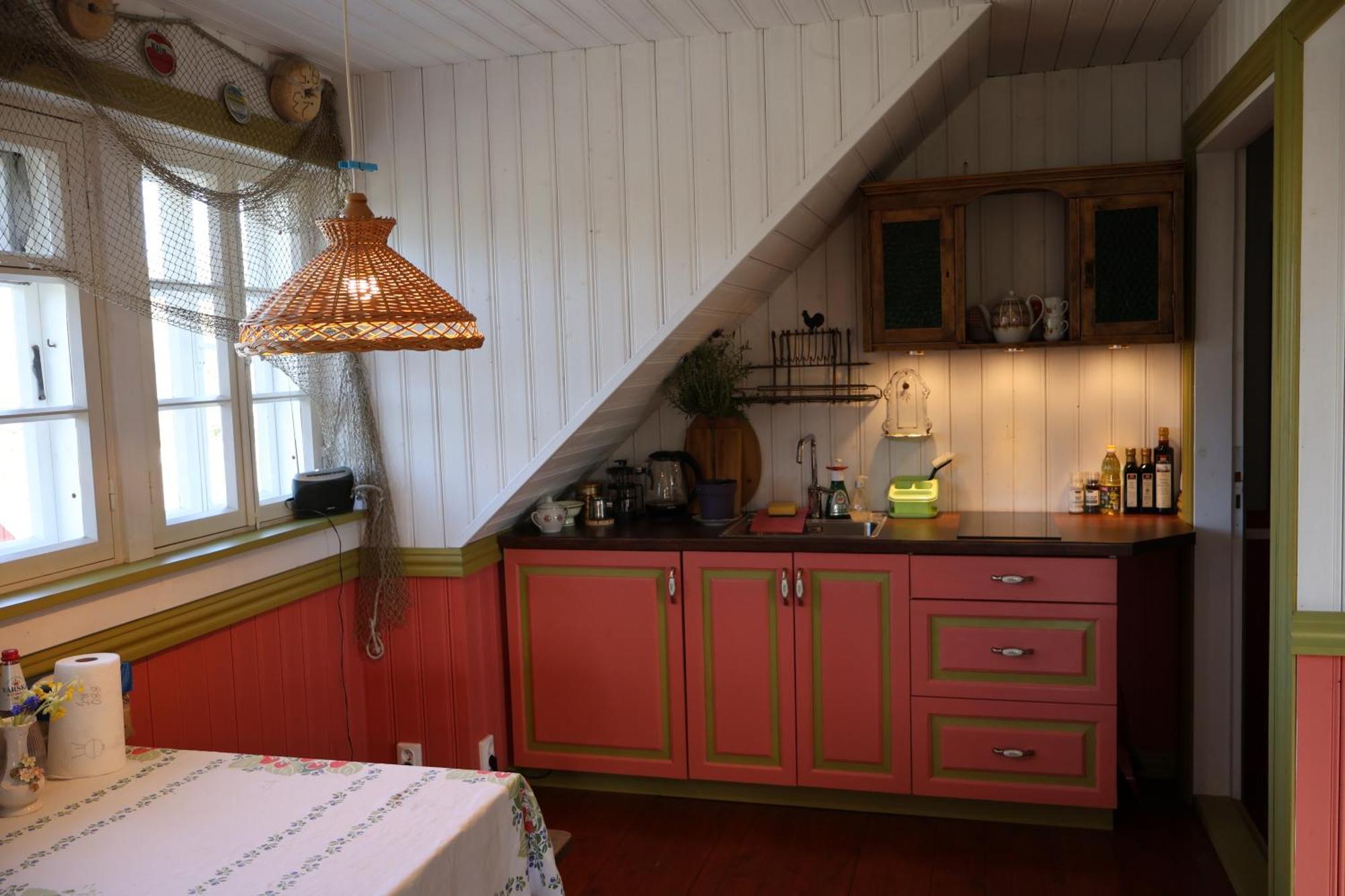 Hostal Leesi Puhkemaja Exterior foto